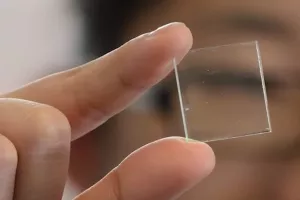 Les cellules solaires photovoltaïques transparentes