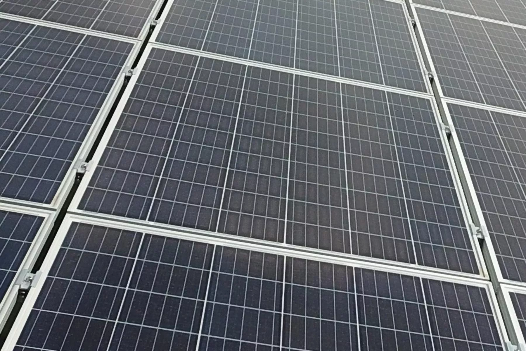 Le panneau solaire photovoltaïque : technologie et fonctionnement