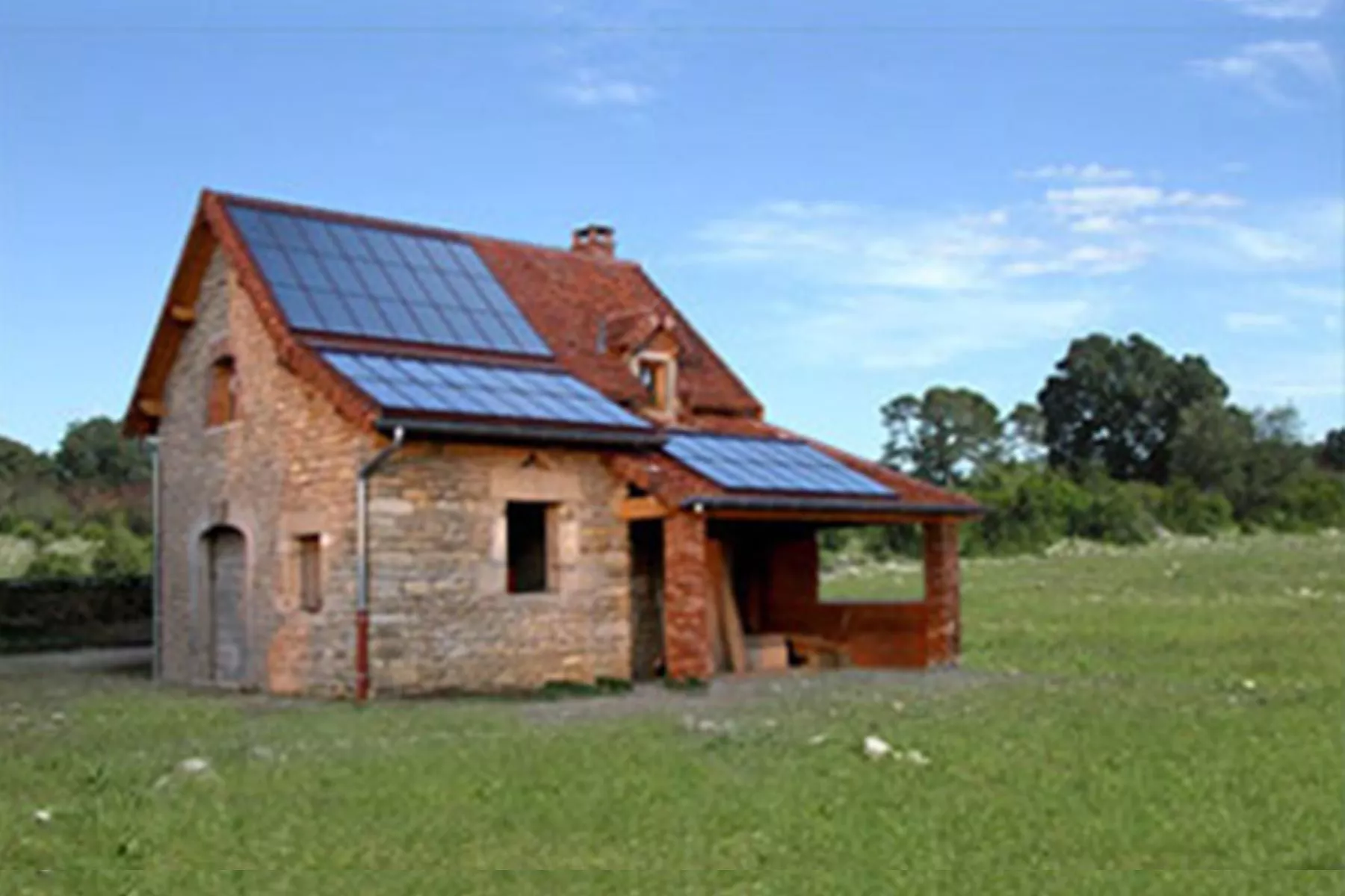 Qu'est-ce qu'une installation solaire intégrée au bâti